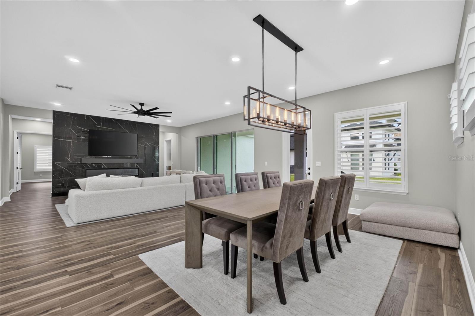3210 TOUR TRCE — photo 22