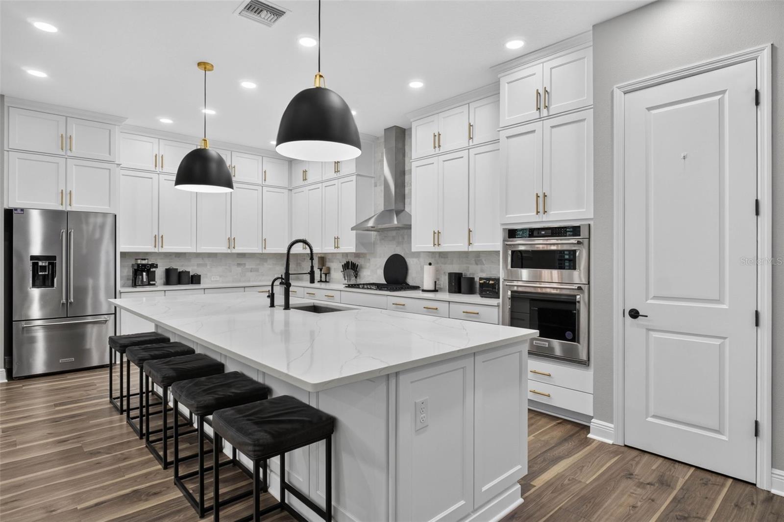 3210 TOUR TRCE — photo 16
