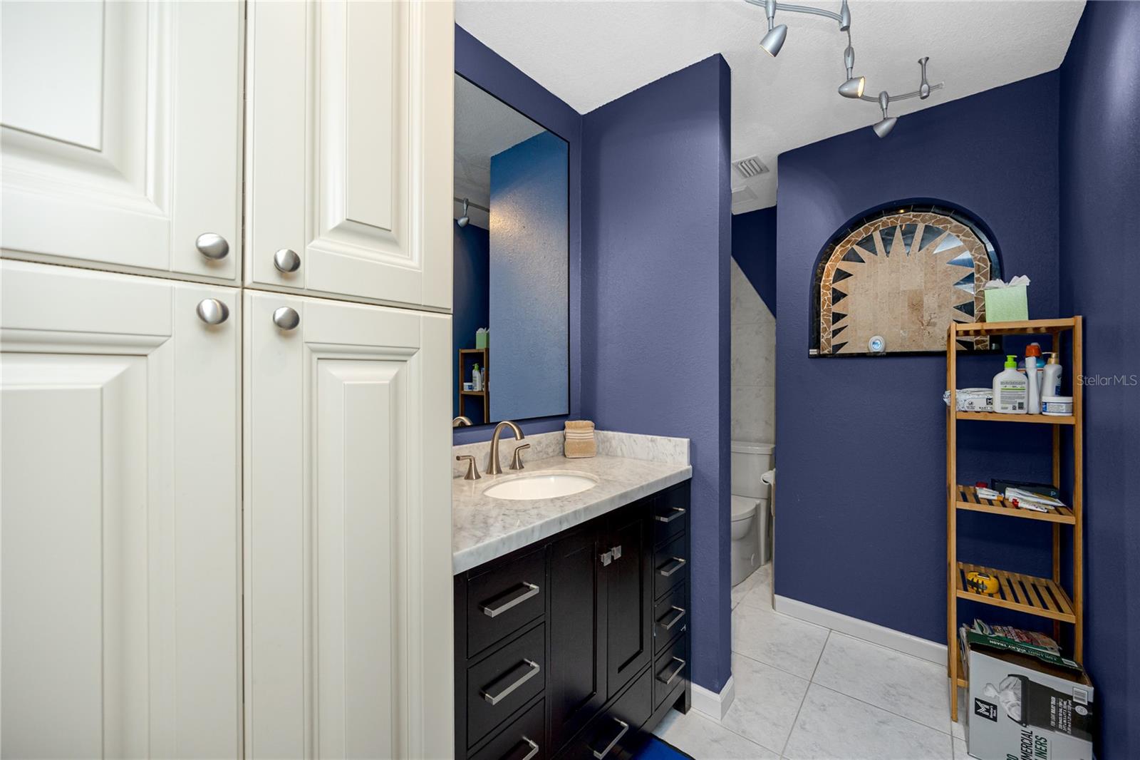 902 ROBIN AVE — photo 15