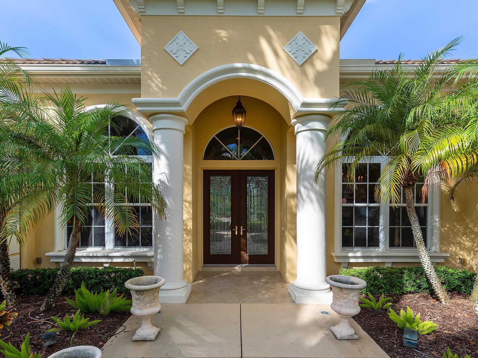 6906 BELMONT CT — photo 8
