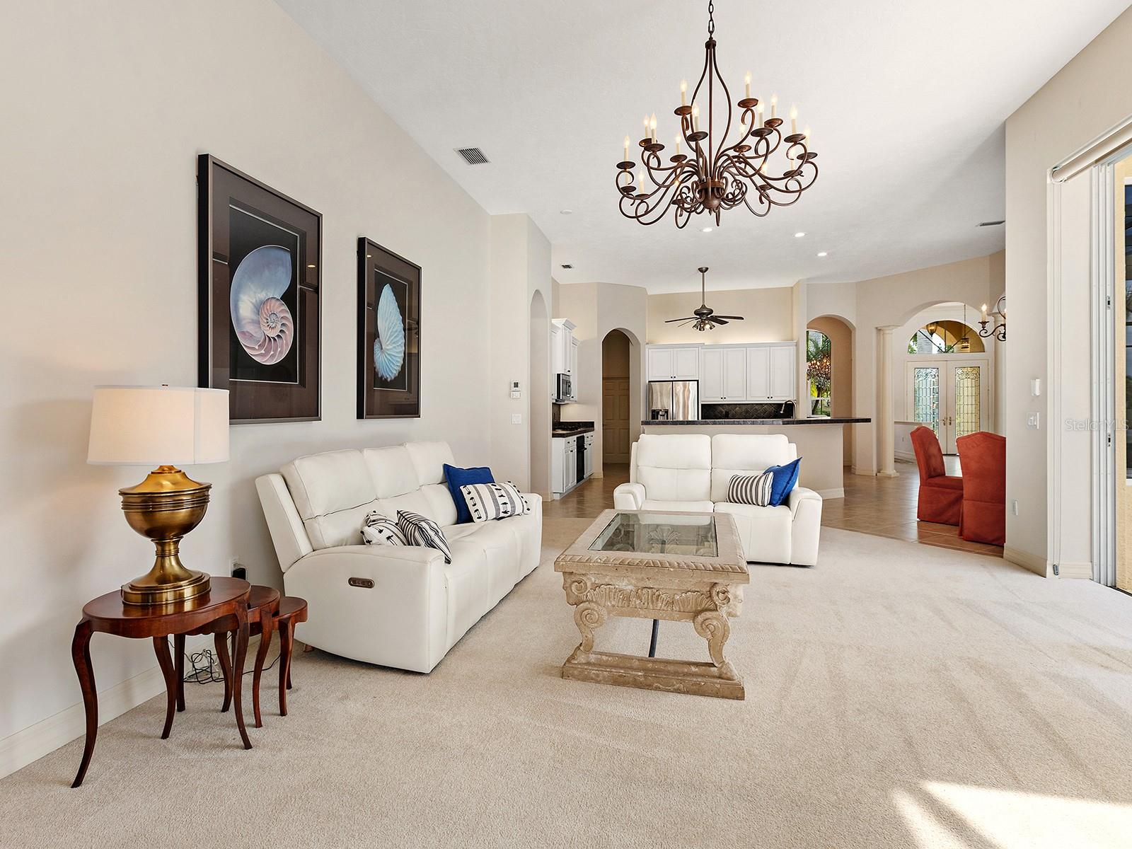6906 BELMONT CT — photo 33