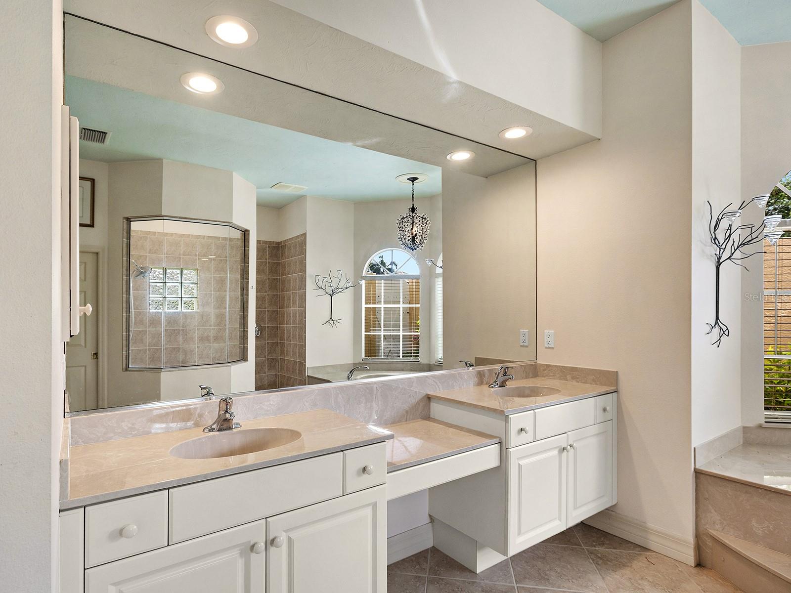 6906 BELMONT CT — photo 40