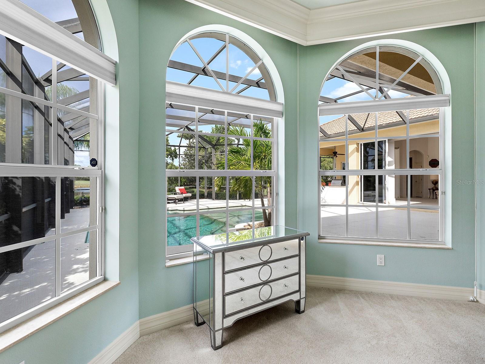6906 BELMONT CT — photo 37