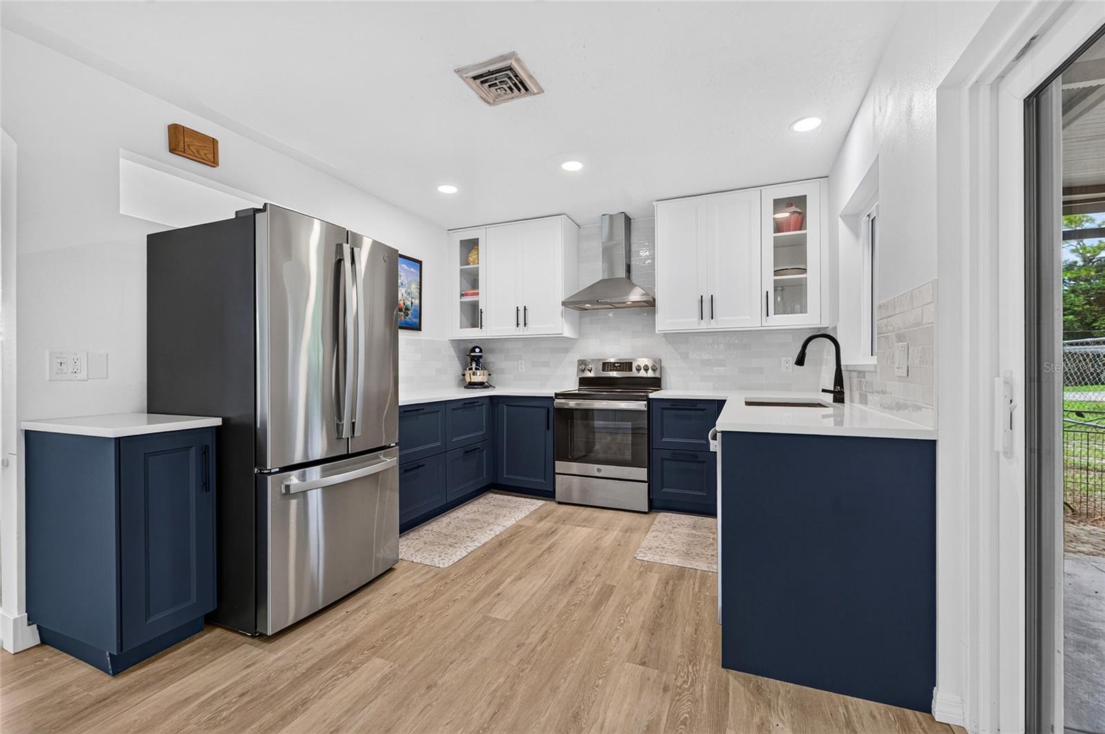 1322 MANASOTA BEACH RD — photo 10