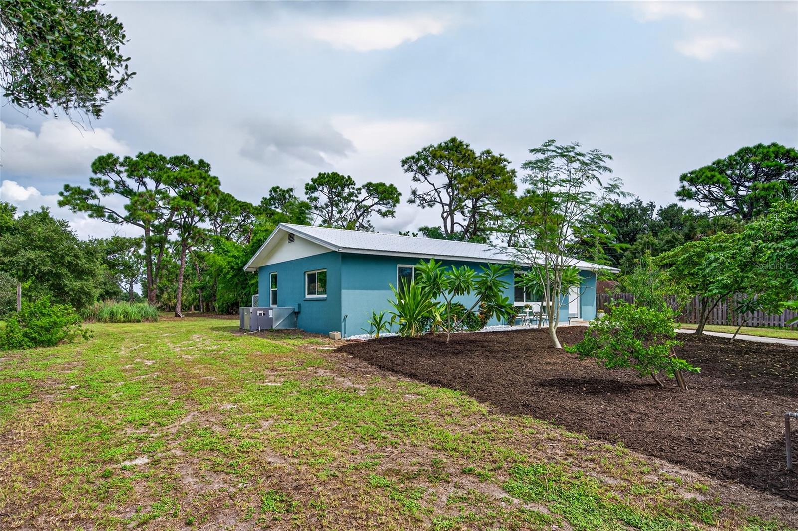 1322 MANASOTA BEACH RD — photo 2