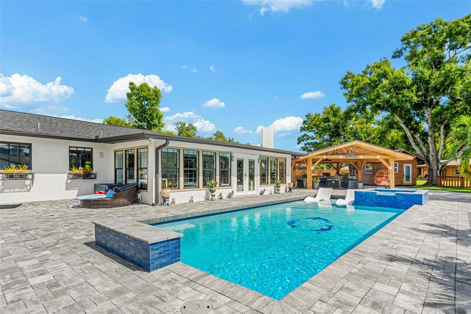 2660 57TH ST — photo 37