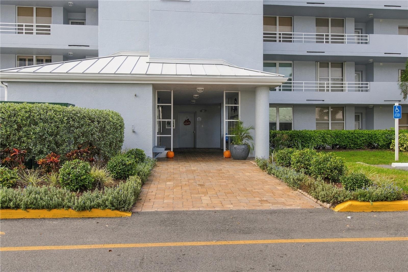3780 PINEBROOK CIR #307 — photo 3
