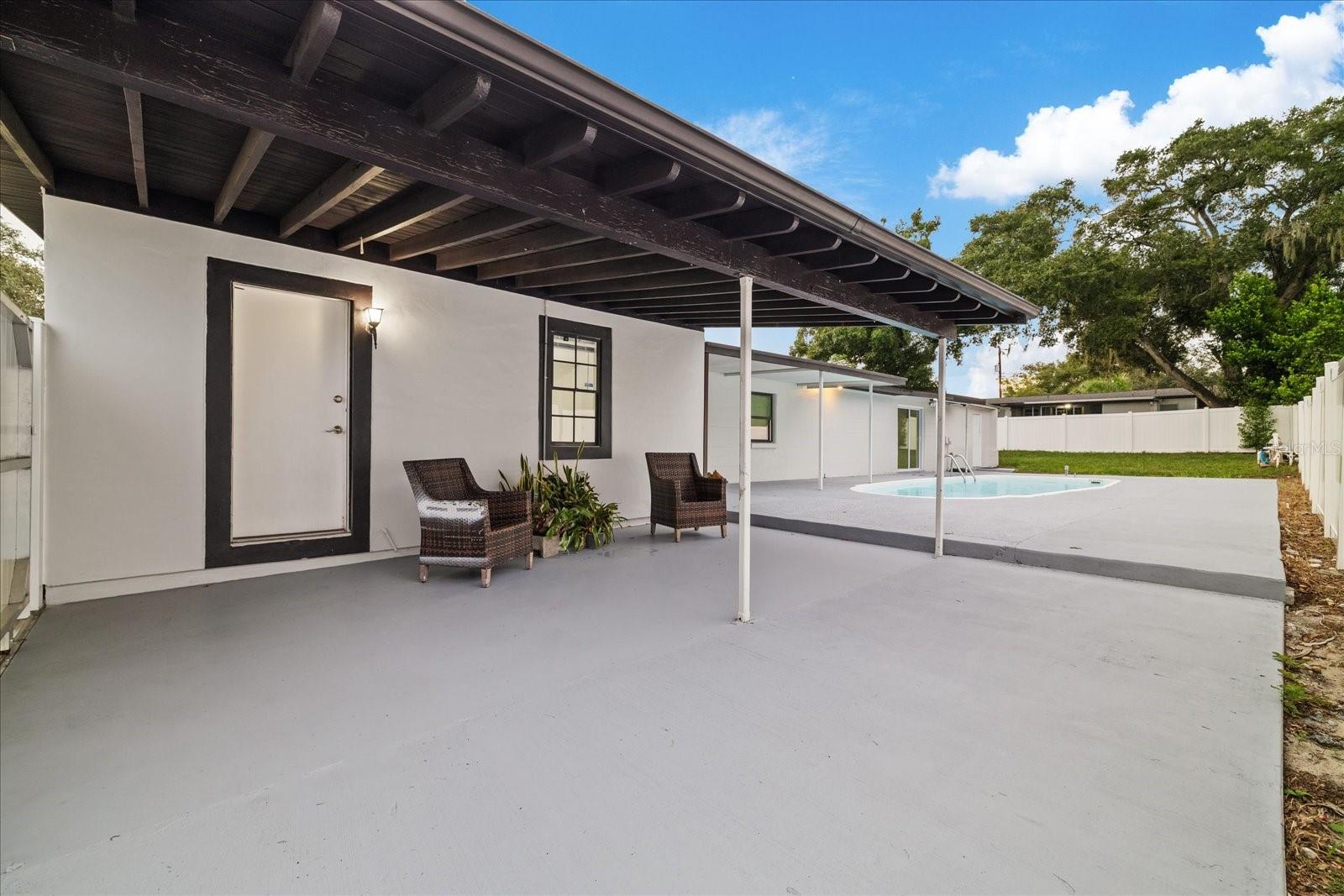 9410 N VALLE DR — photo 46