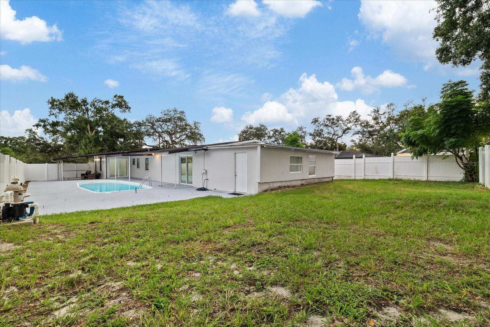 9410 N VALLE DR — photo 49