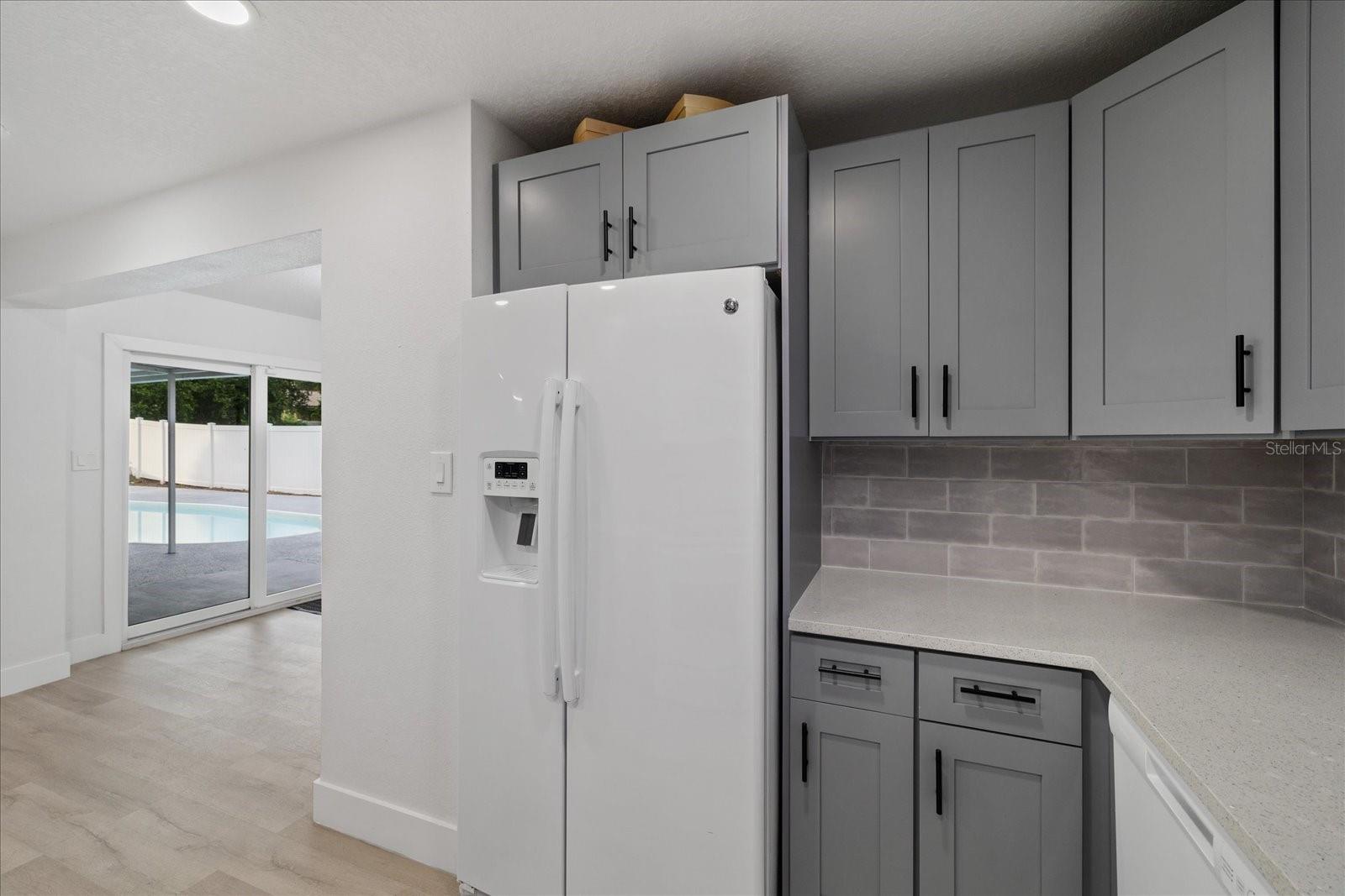 9410 N VALLE DR — photo 20