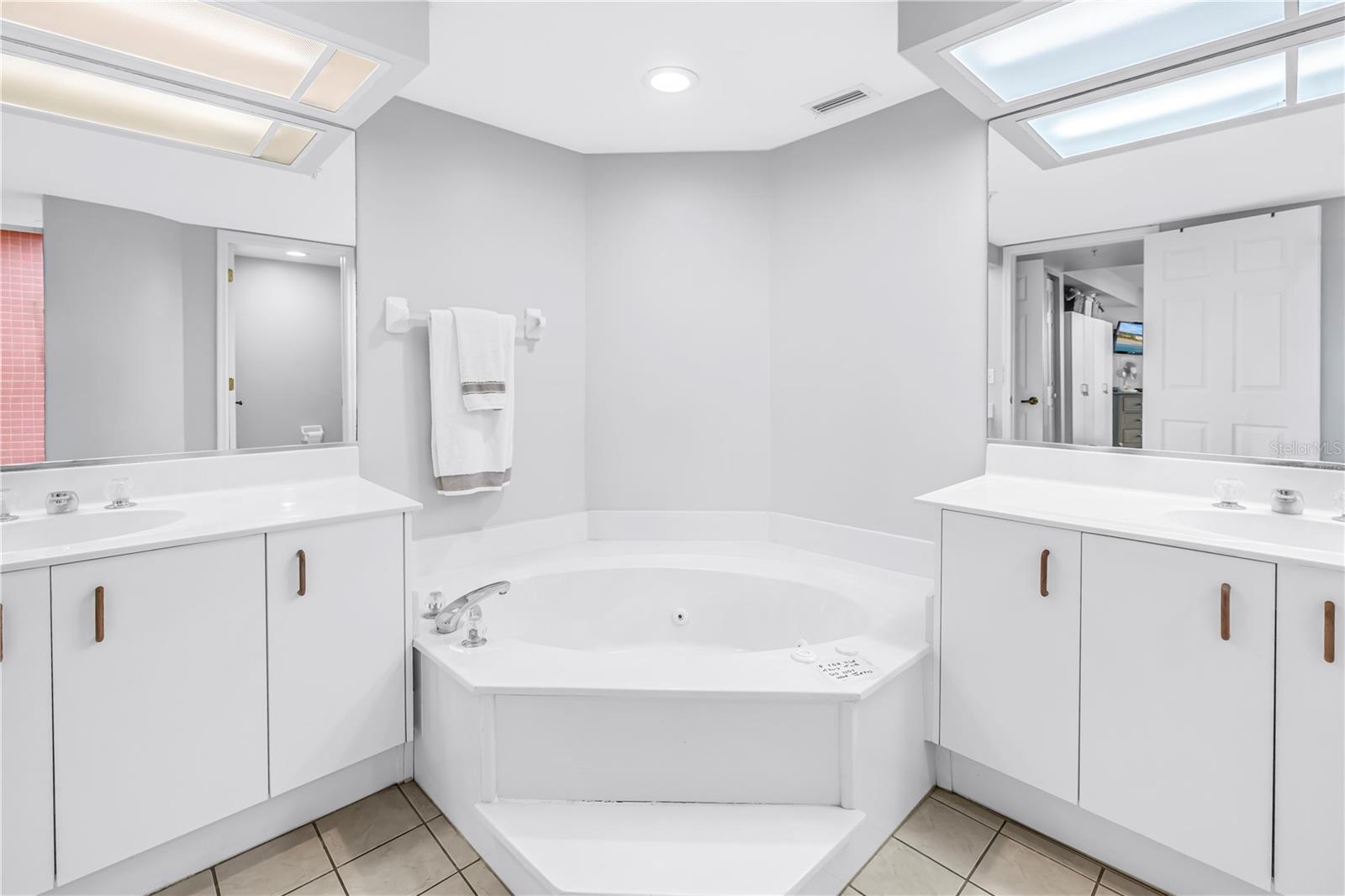 6650 SUNSET WAY #105 — photo 23