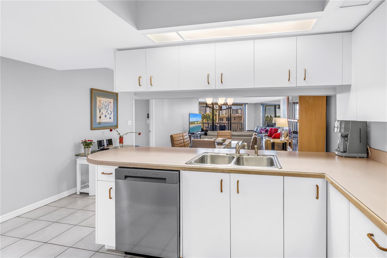 6650 SUNSET WAY #105 — photo 8