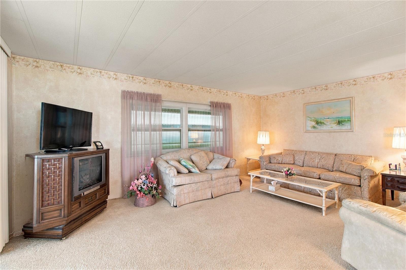 5408 CHATEAU LN — photo 15
