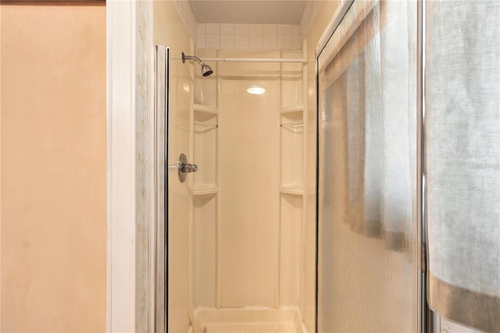 5408 CHATEAU LN — photo 26