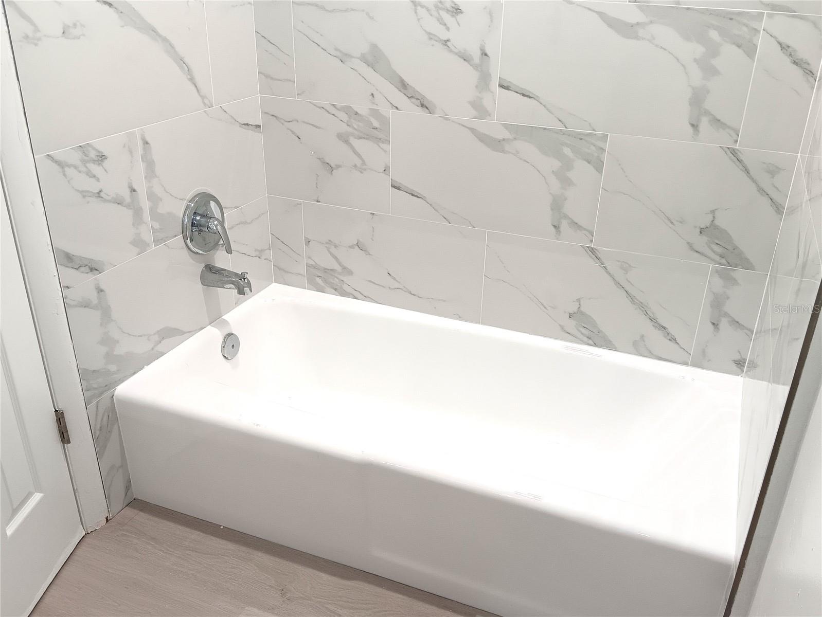 885 BELTREES ST #15 — photo 11
