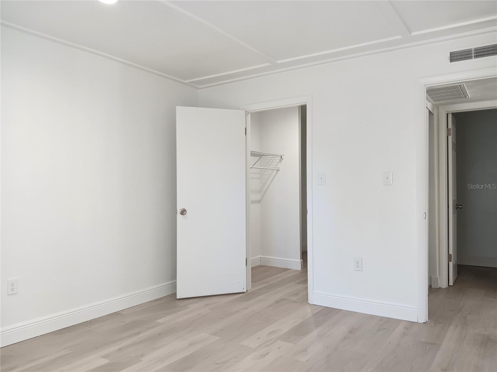 885 BELTREES ST #15 — photo 8