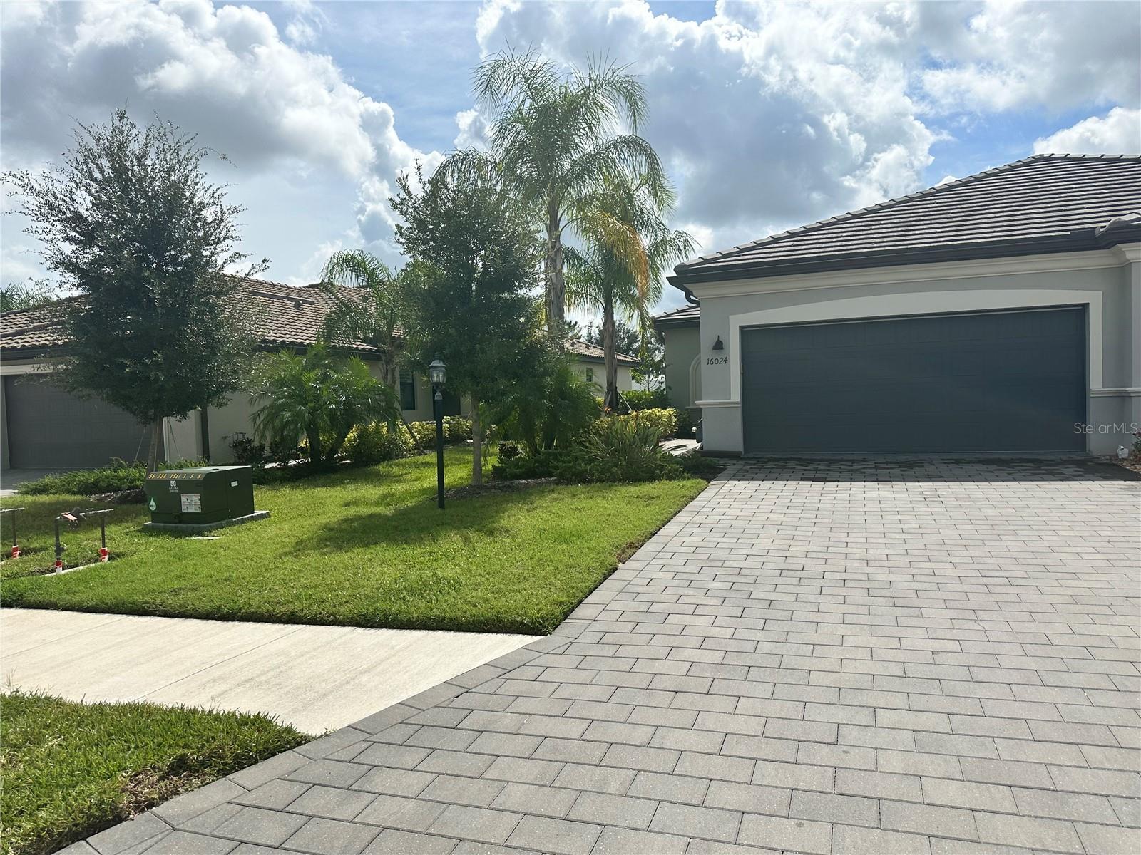 Home in BRADENTON — photo 8
