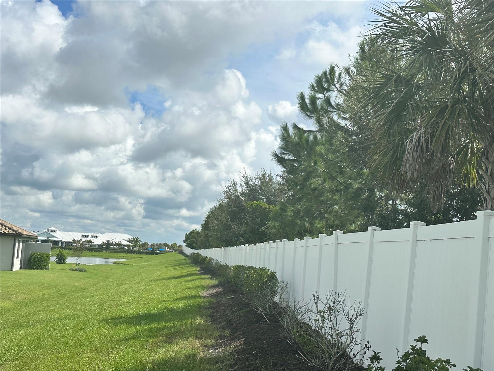 Home in BRADENTON — photo 13