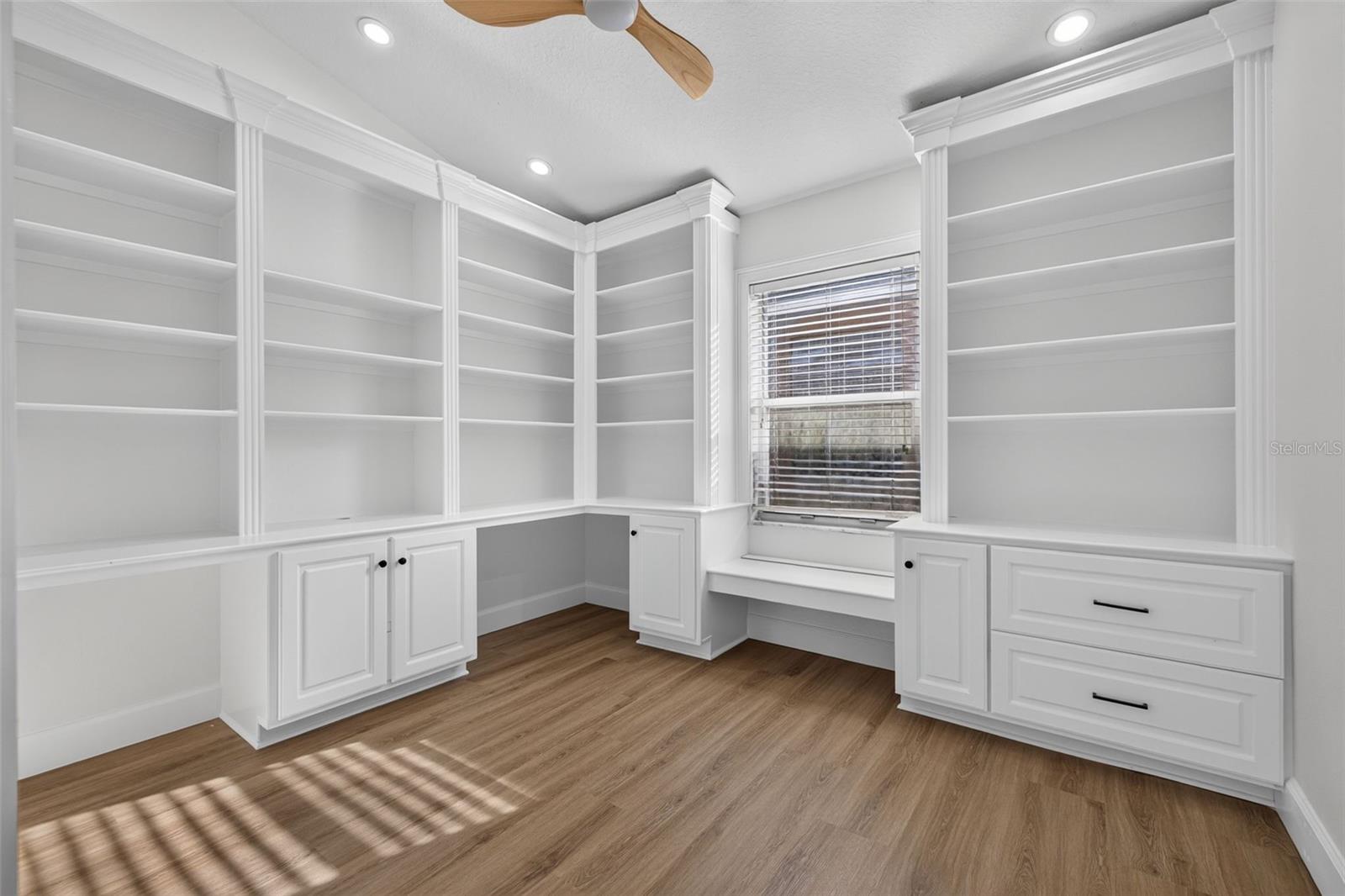 4602 DUNNIE DR — photo 41