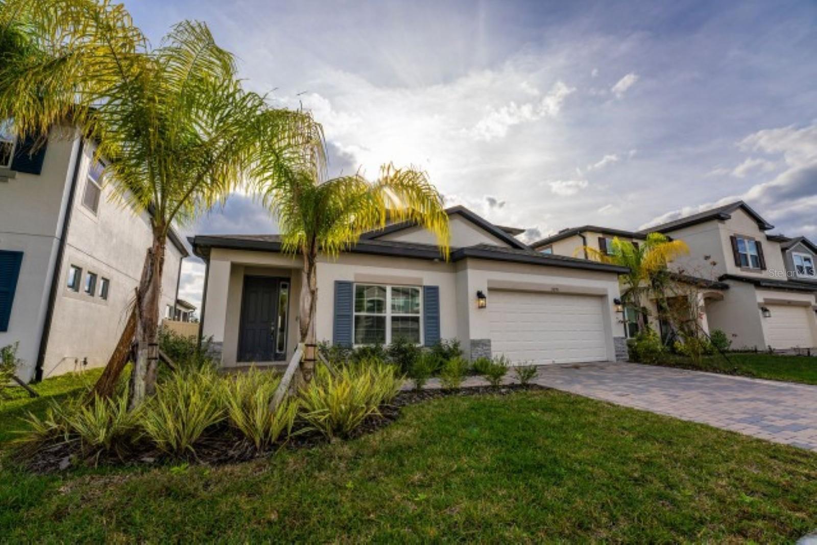 10715 NEW MORNING DR — photo 4