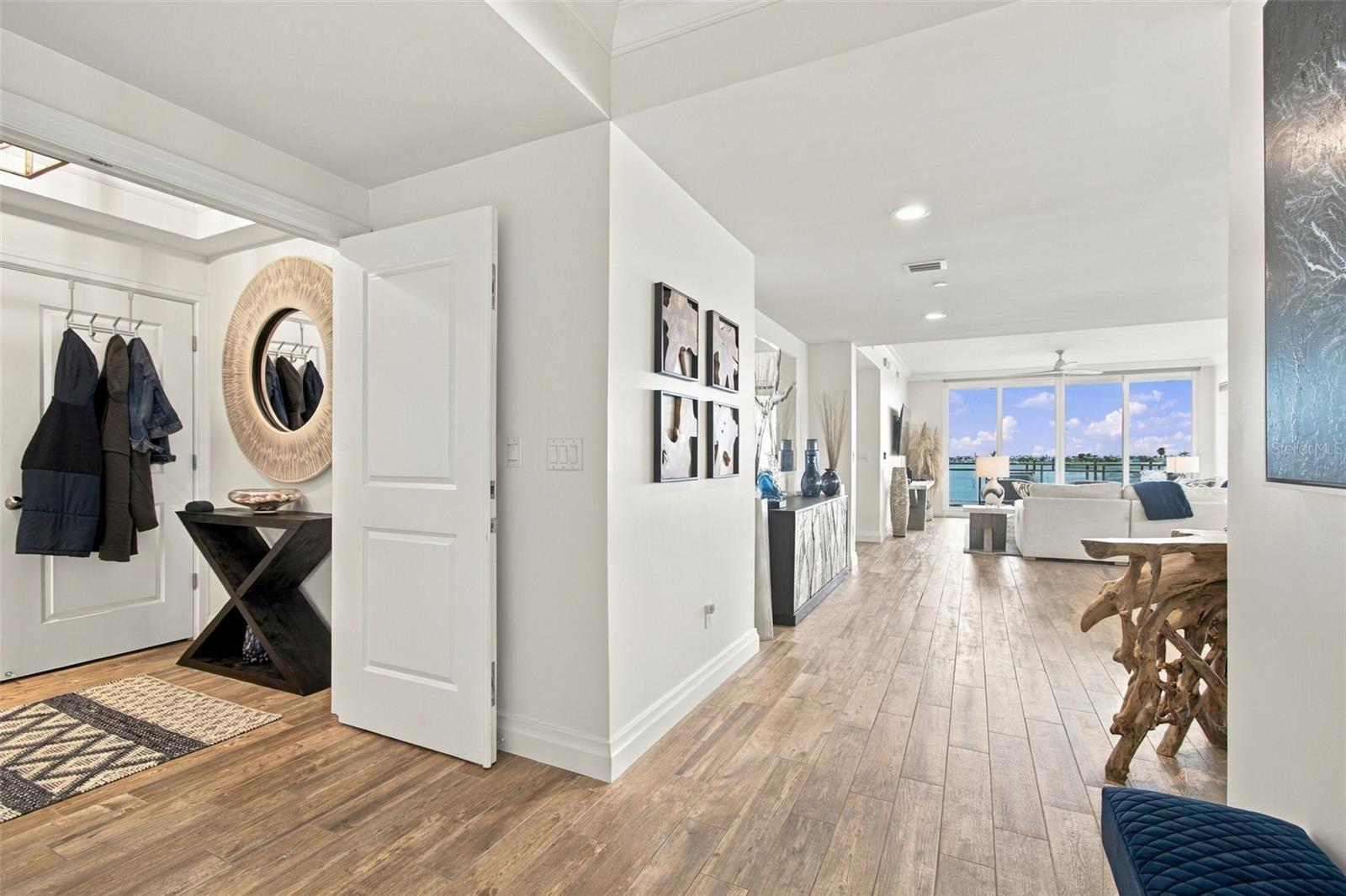 650 COLLANY RD #406 — photo 8