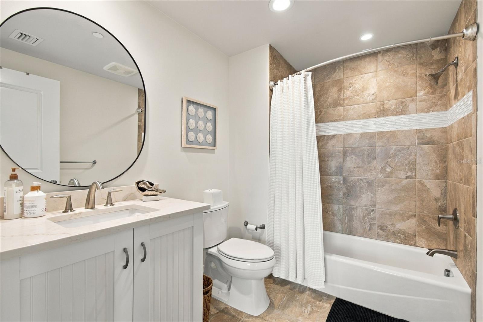 650 COLLANY RD #406 — photo 60
