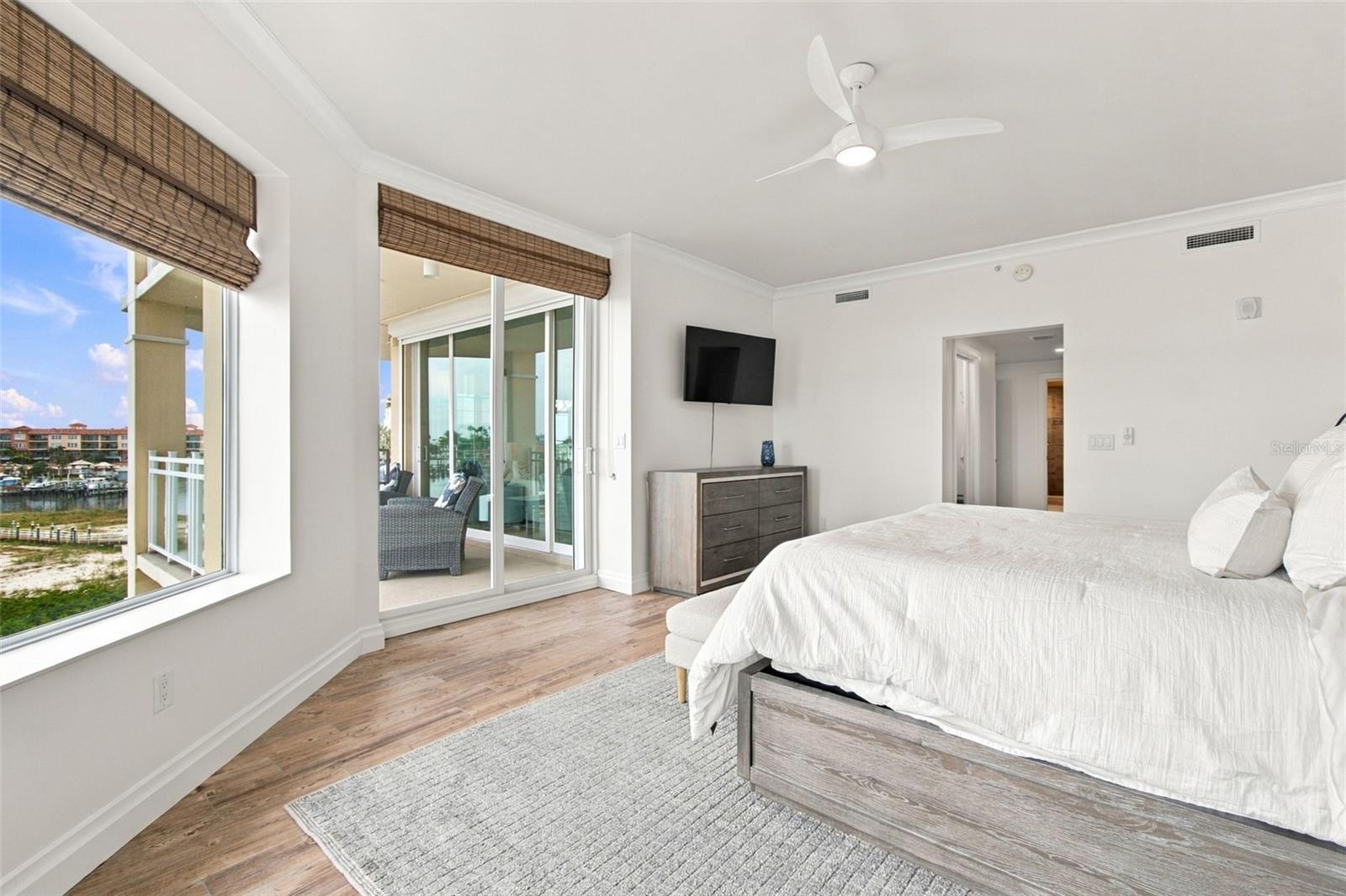 650 COLLANY RD #406 — photo 39