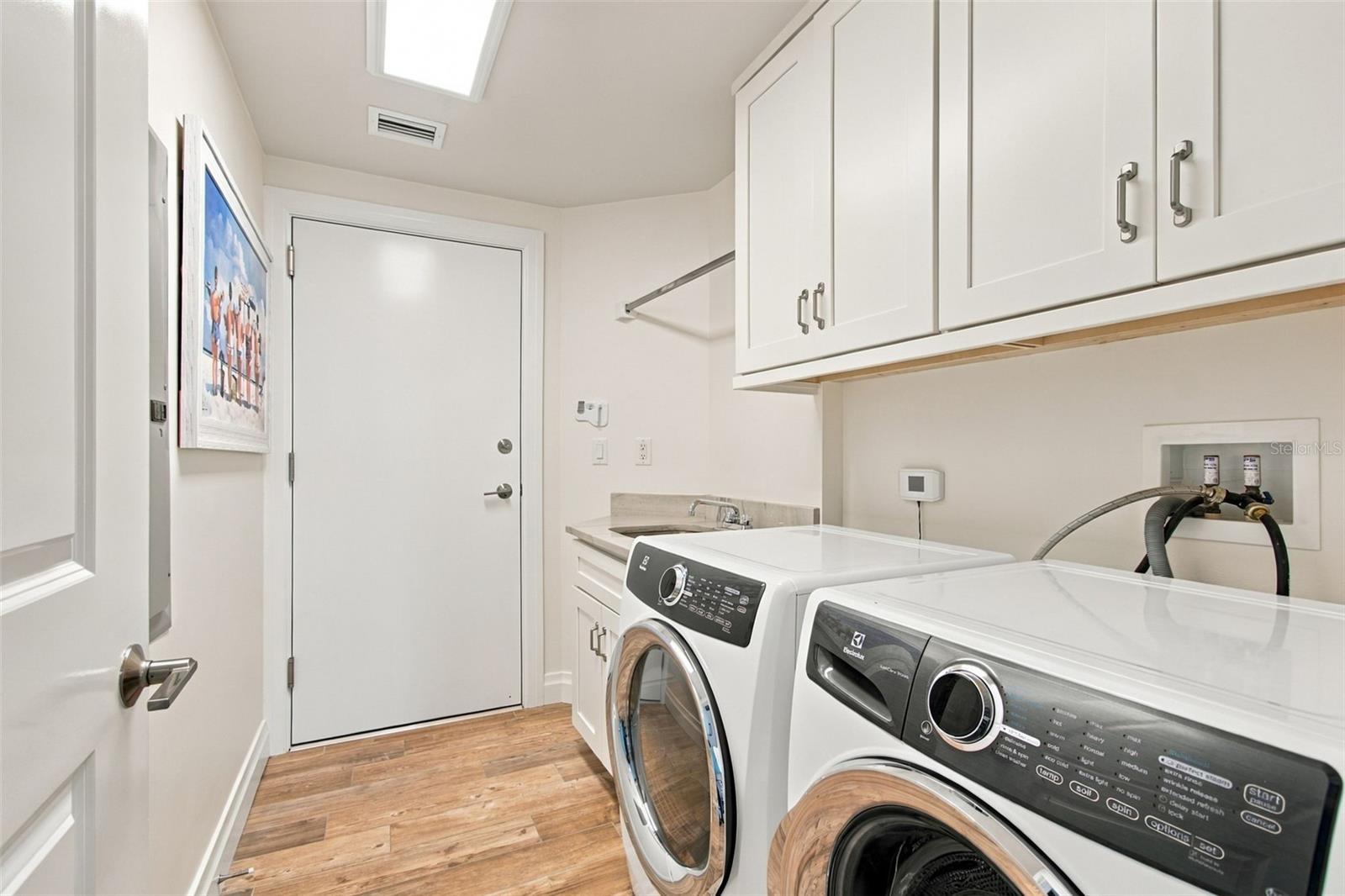 650 COLLANY RD #406 — photo 53