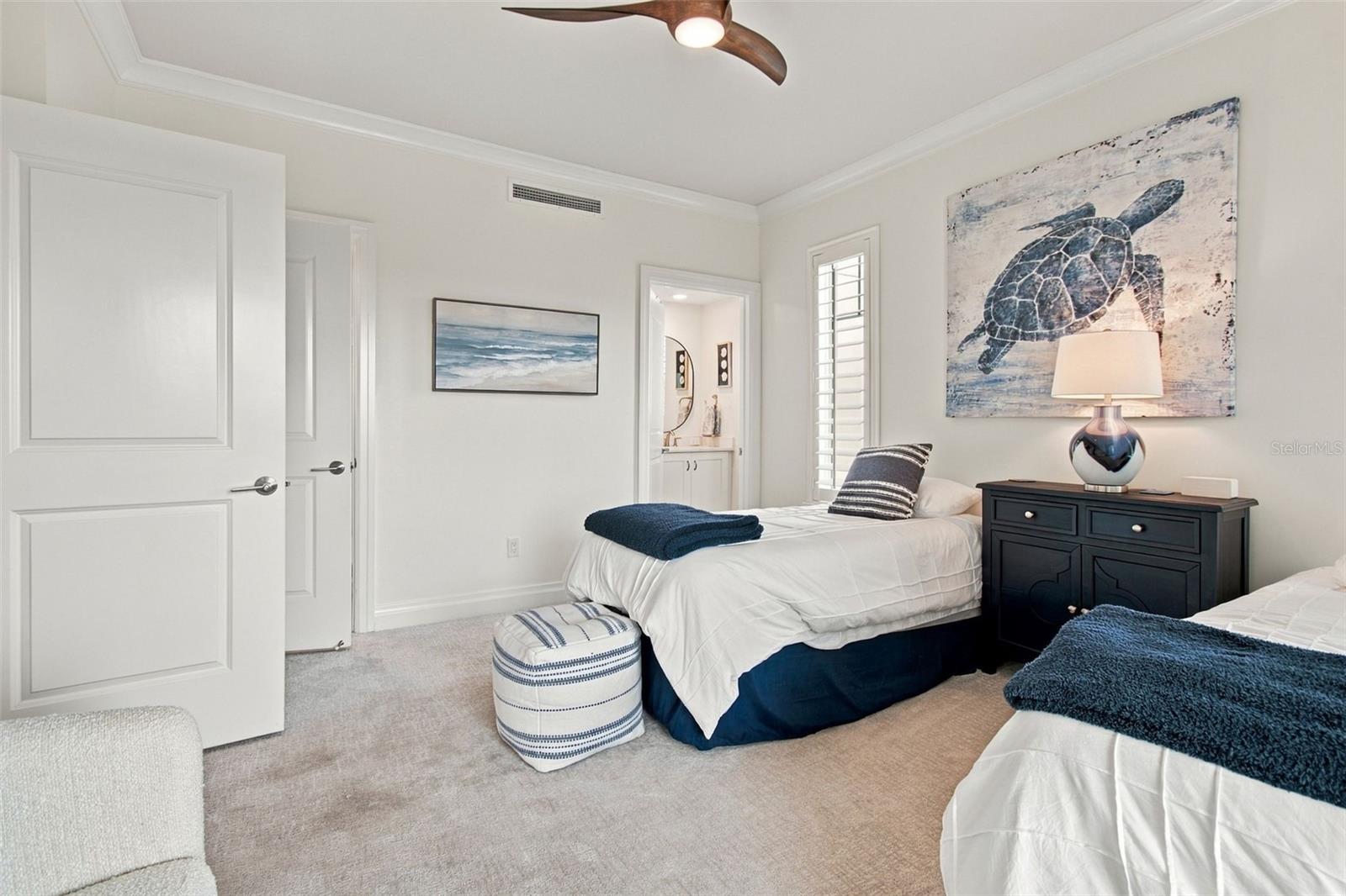 650 COLLANY RD #406 — photo 49