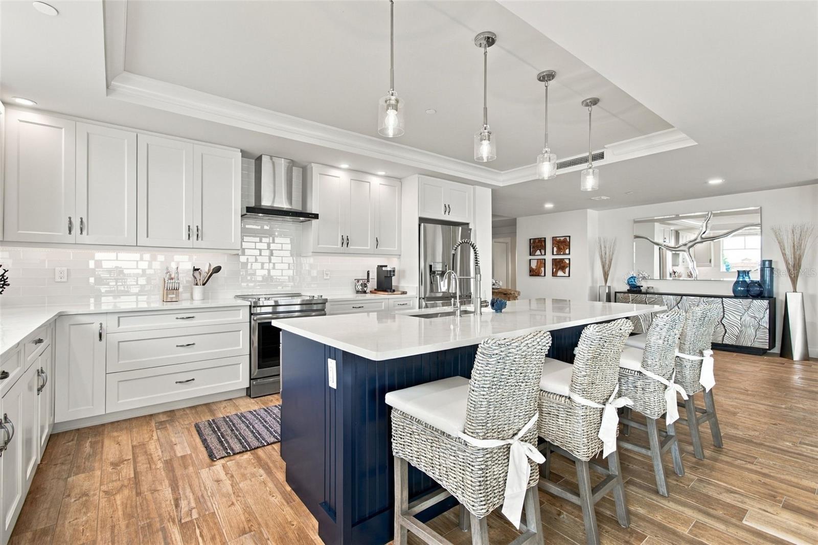 650 COLLANY RD #406 — photo 15