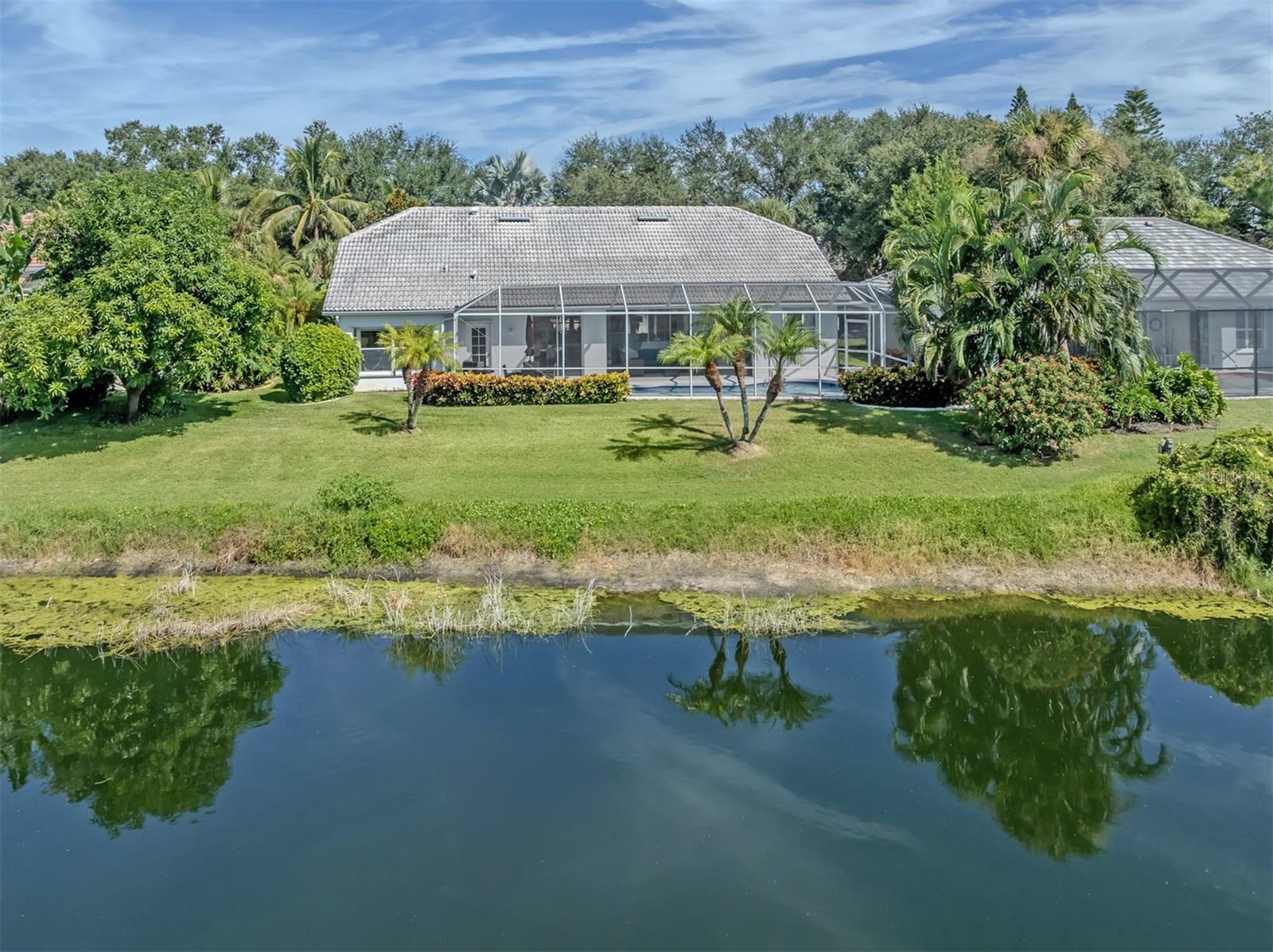 915 BALL DR — photo 37