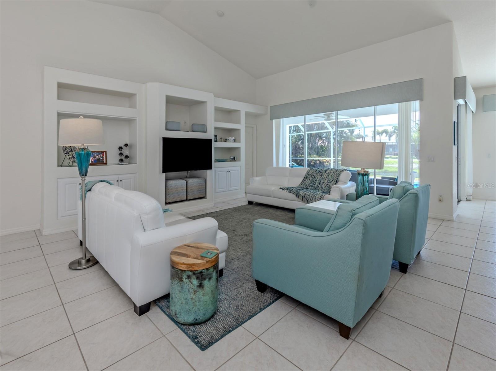 915 BALL DR — photo 6