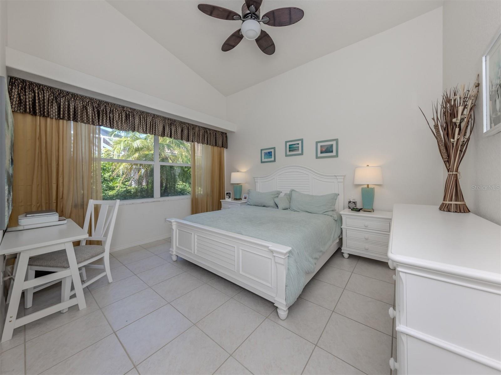 915 BALL DR — photo 23