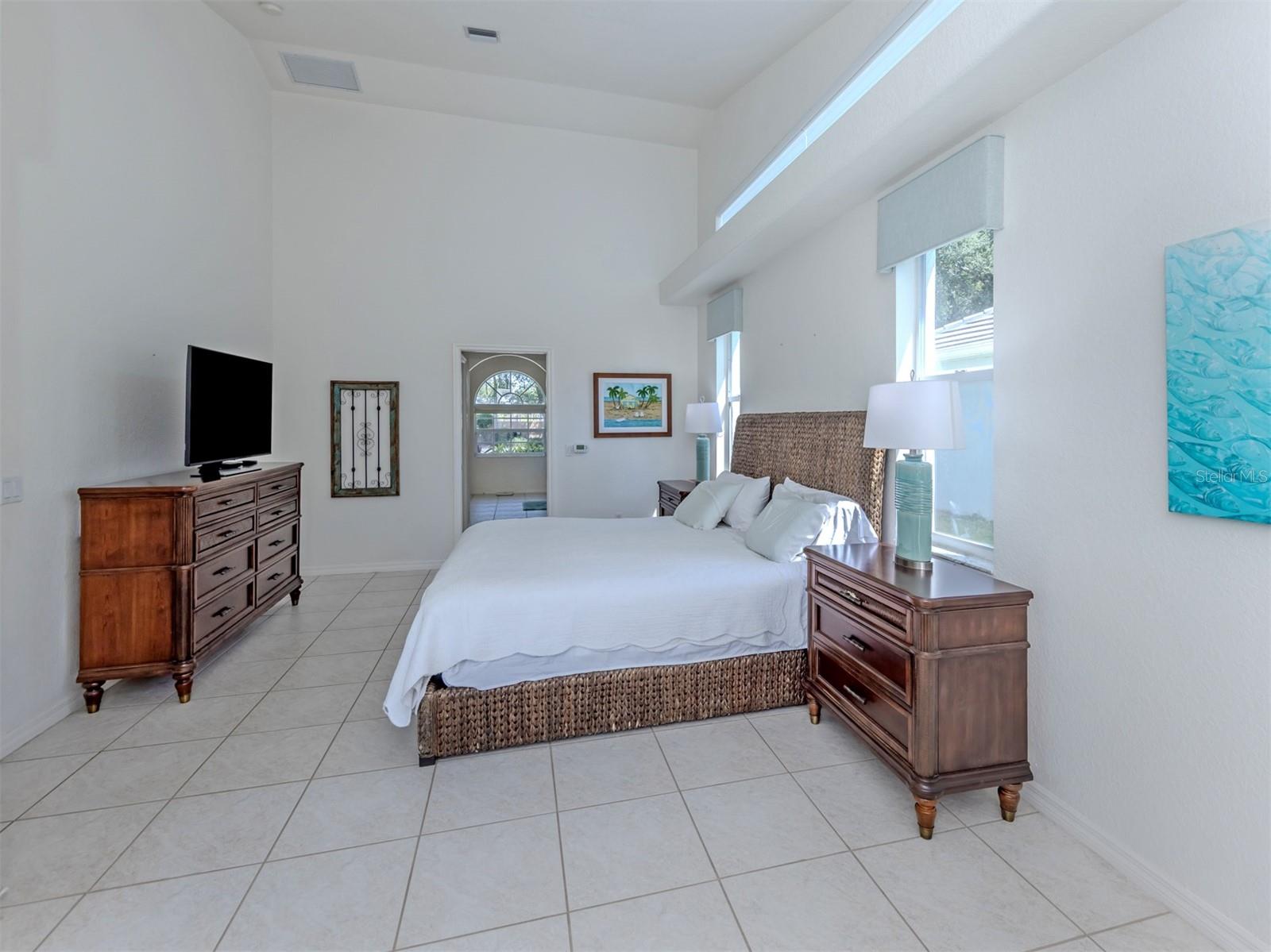 915 BALL DR — photo 20