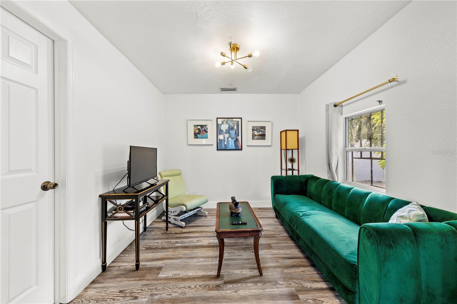 8923 N LYNN AVE — photo 7