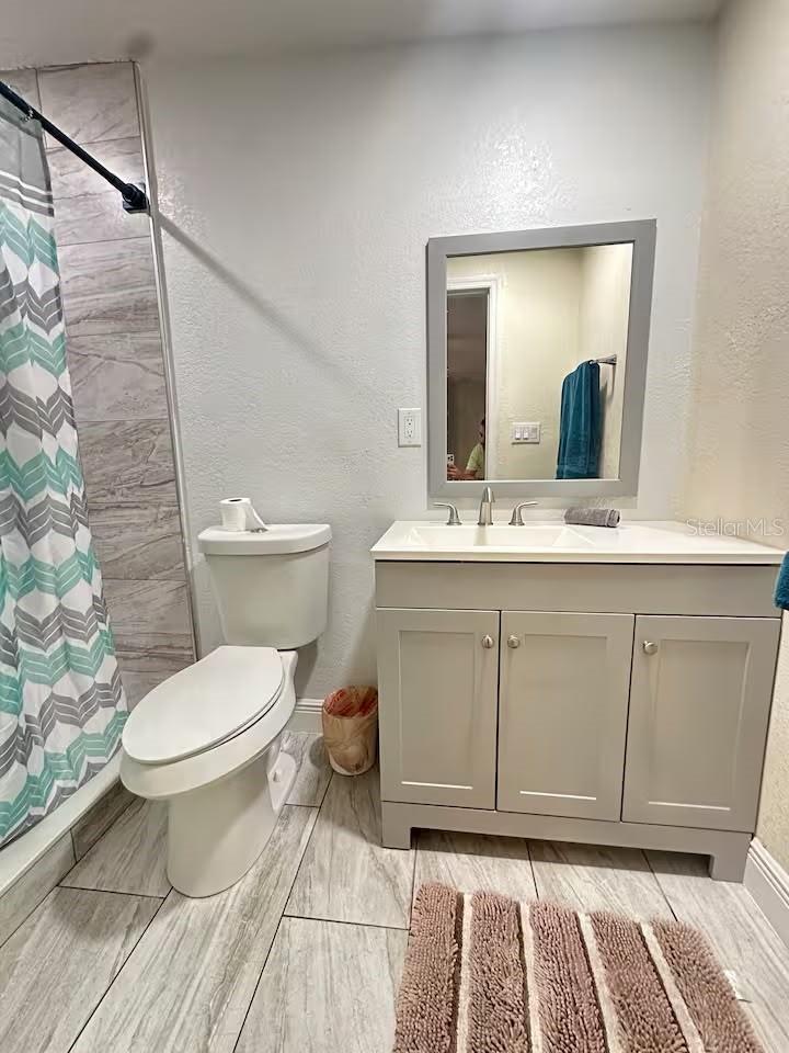 8923 N LYNN AVE — photo 36