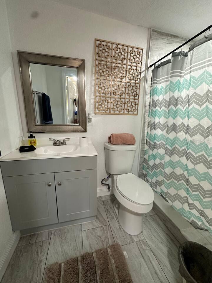 8923 N LYNN AVE — photo 42