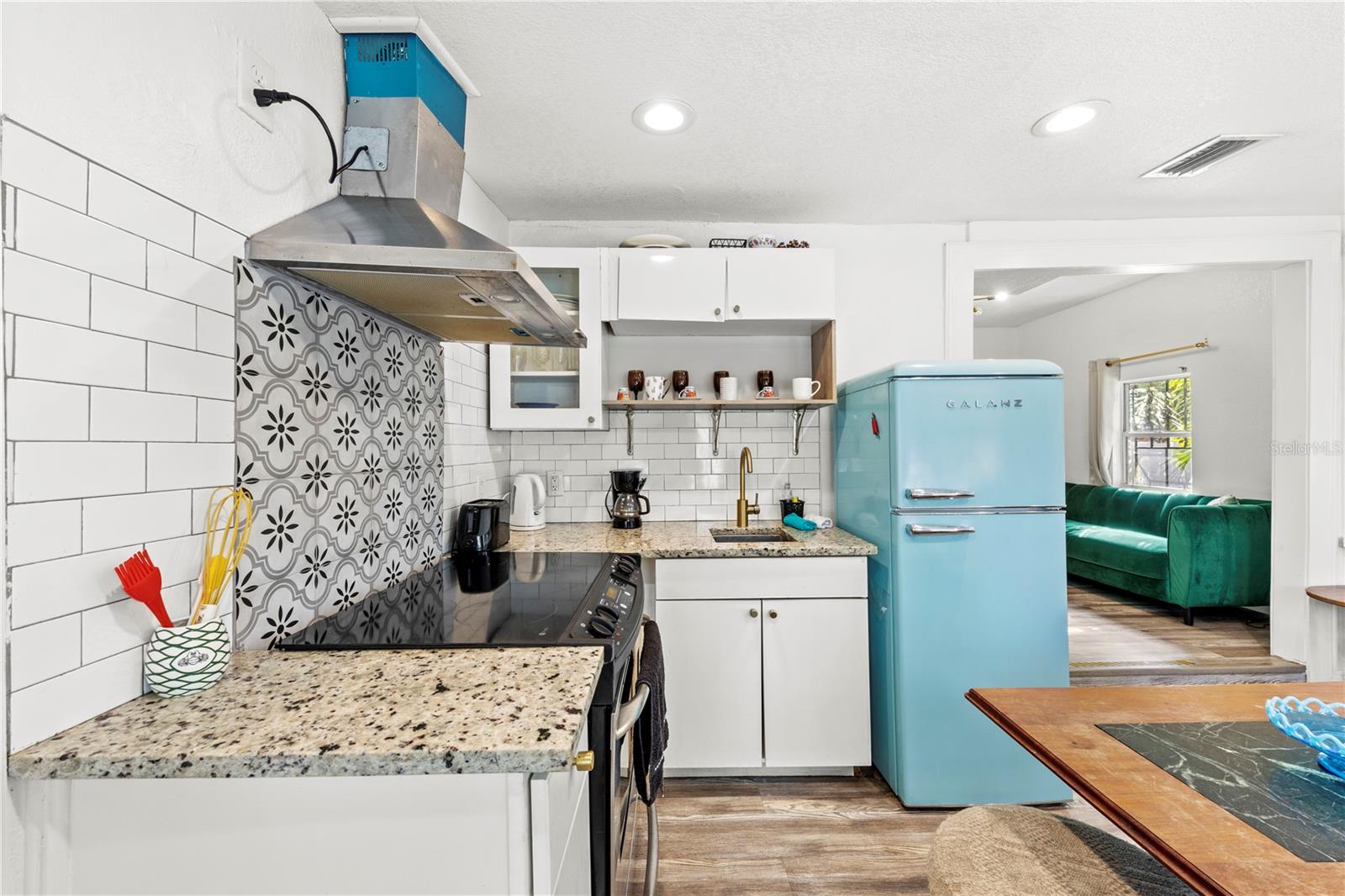 8923 N LYNN AVE — photo 14