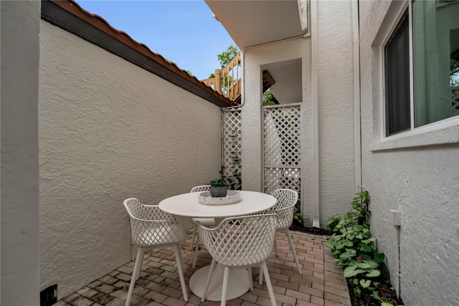 862 HUDSON AVE #862 — photo 6