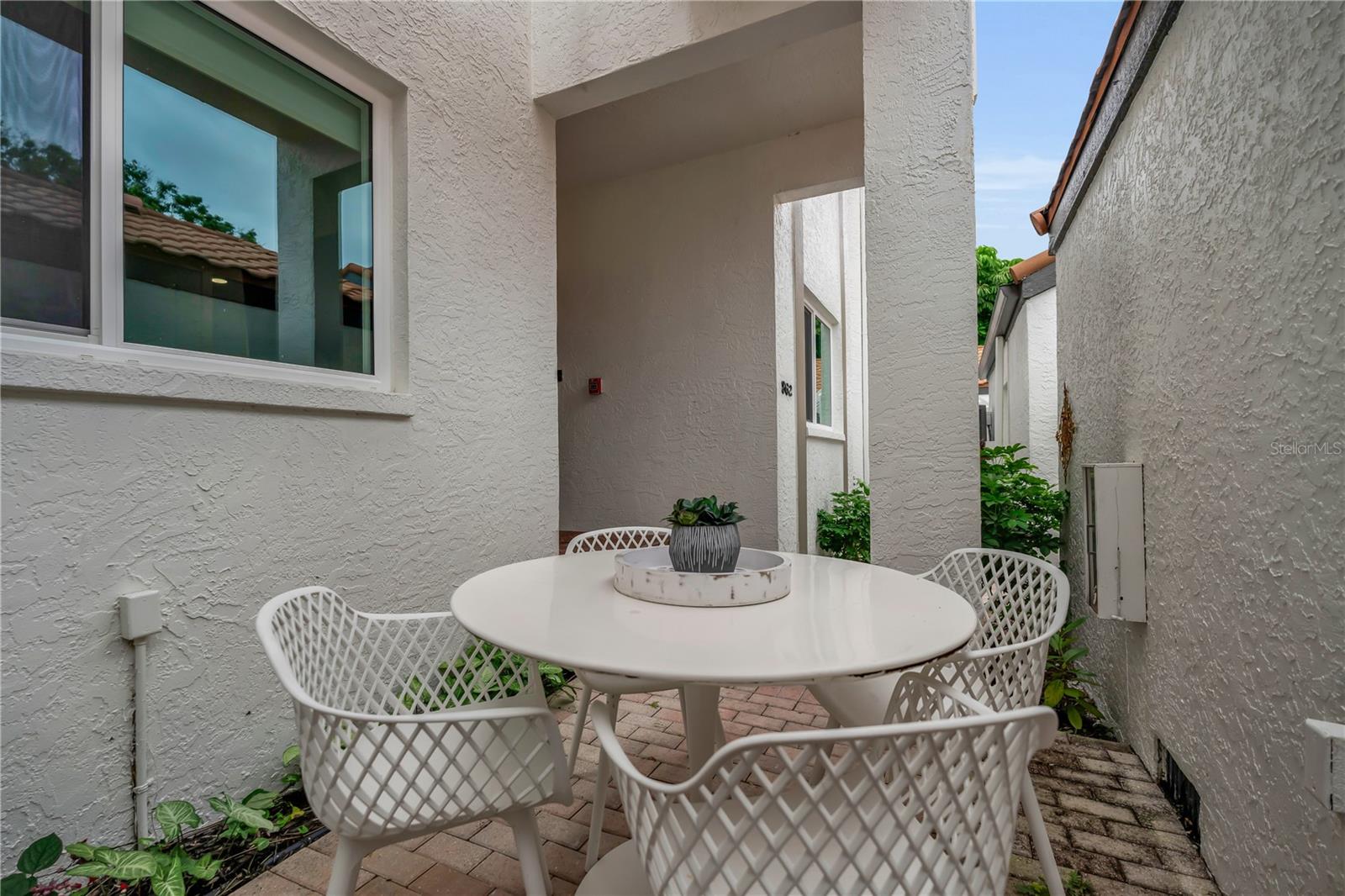862 HUDSON AVE #862 — photo 7