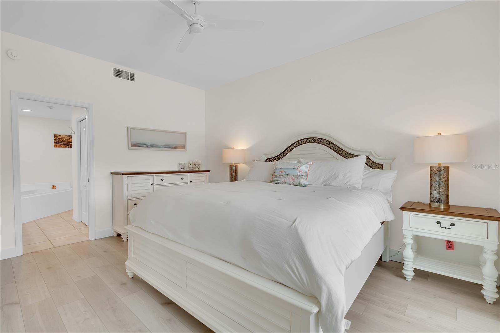 862 HUDSON AVE #862 — photo 35