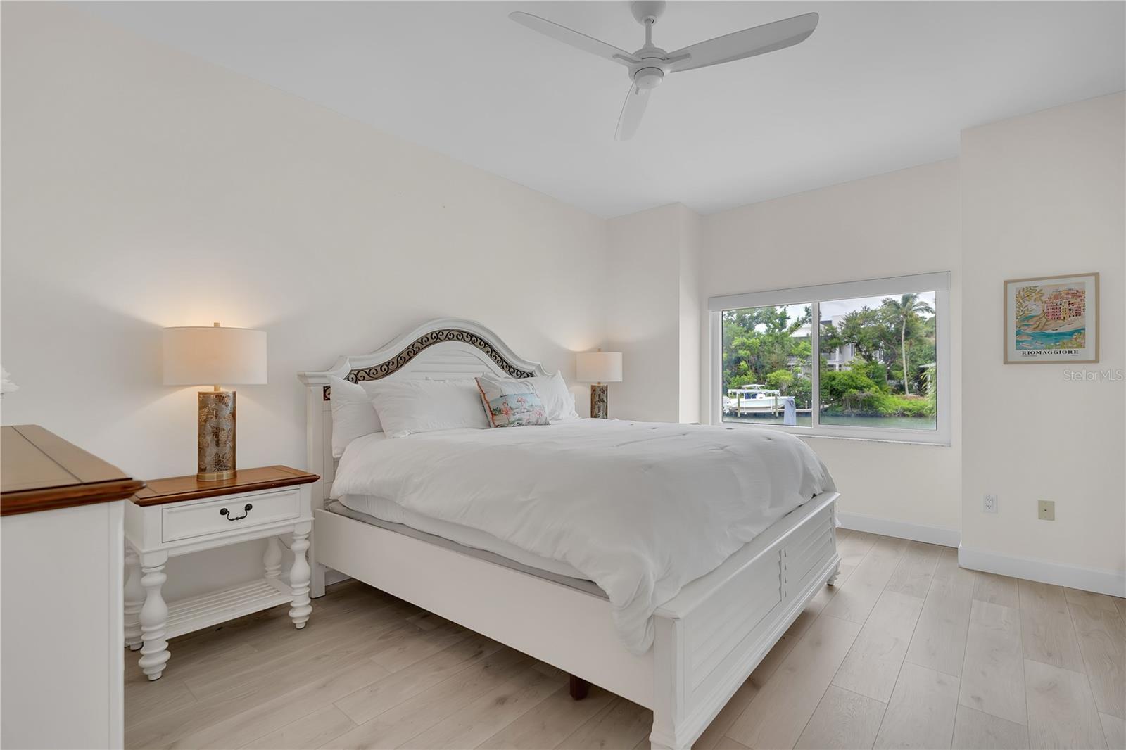 862 HUDSON AVE #862 — photo 40