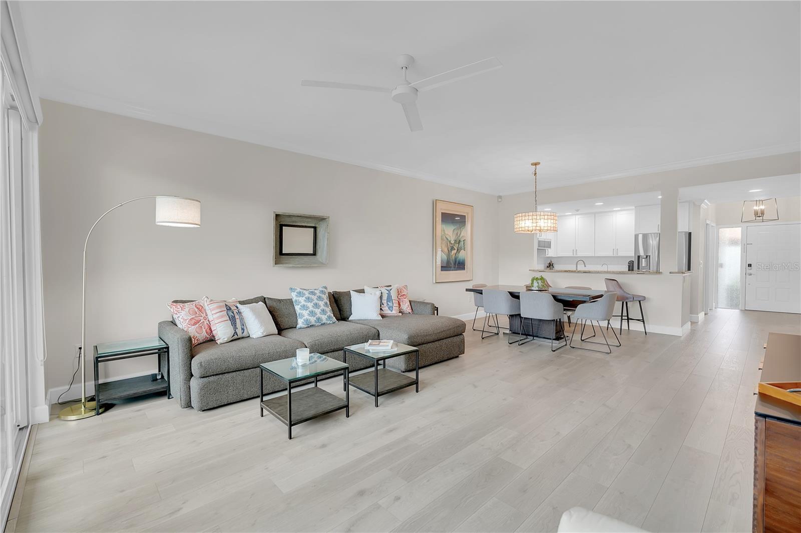 862 HUDSON AVE #862 — photo 33