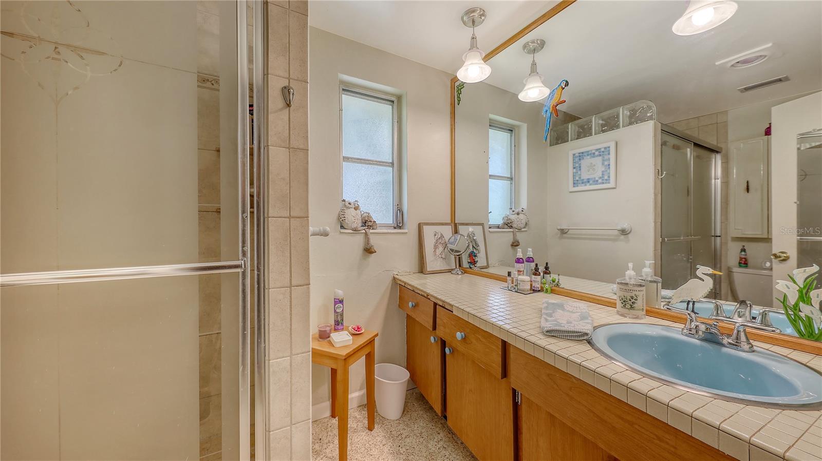 5302 LAS ROSAS — photo 24