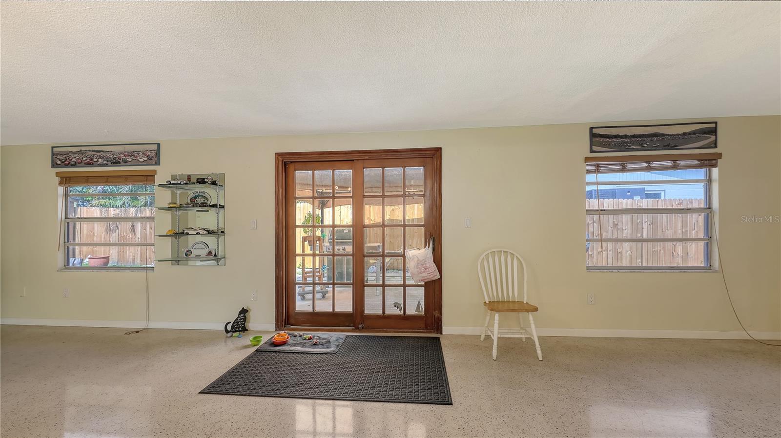 5302 LAS ROSAS — photo 16