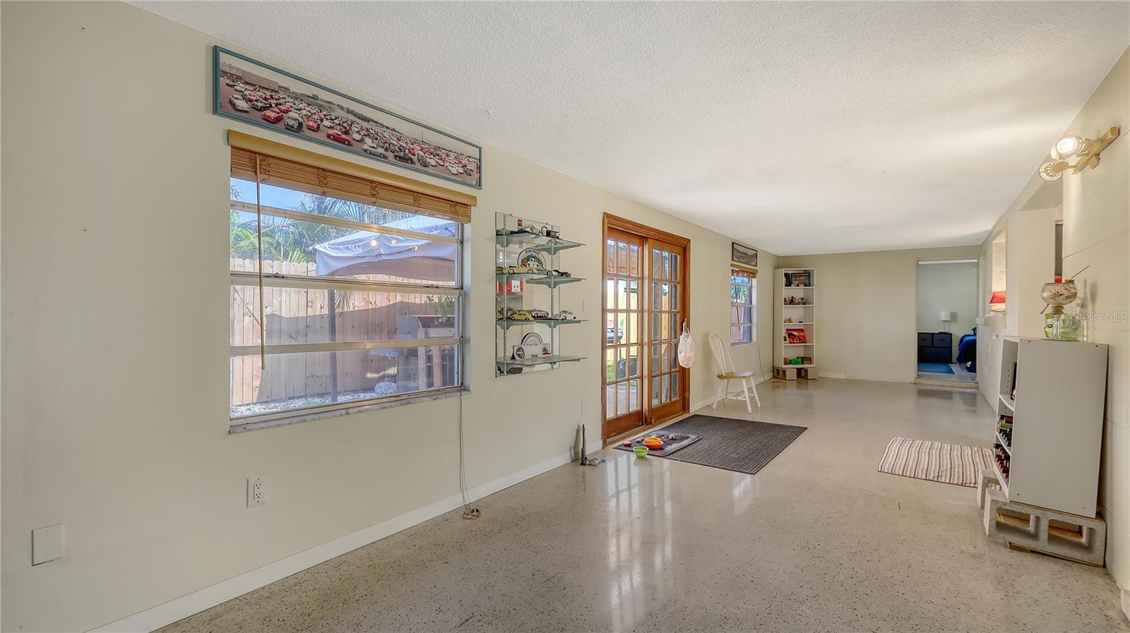 5302 LAS ROSAS — photo 15