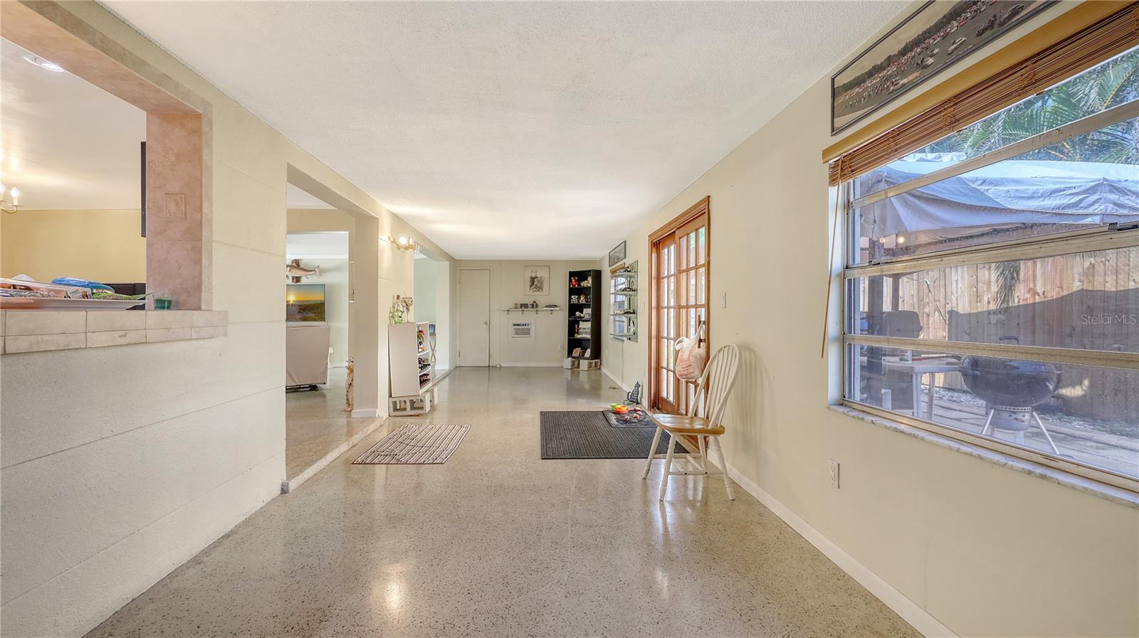 5302 LAS ROSAS — photo 17