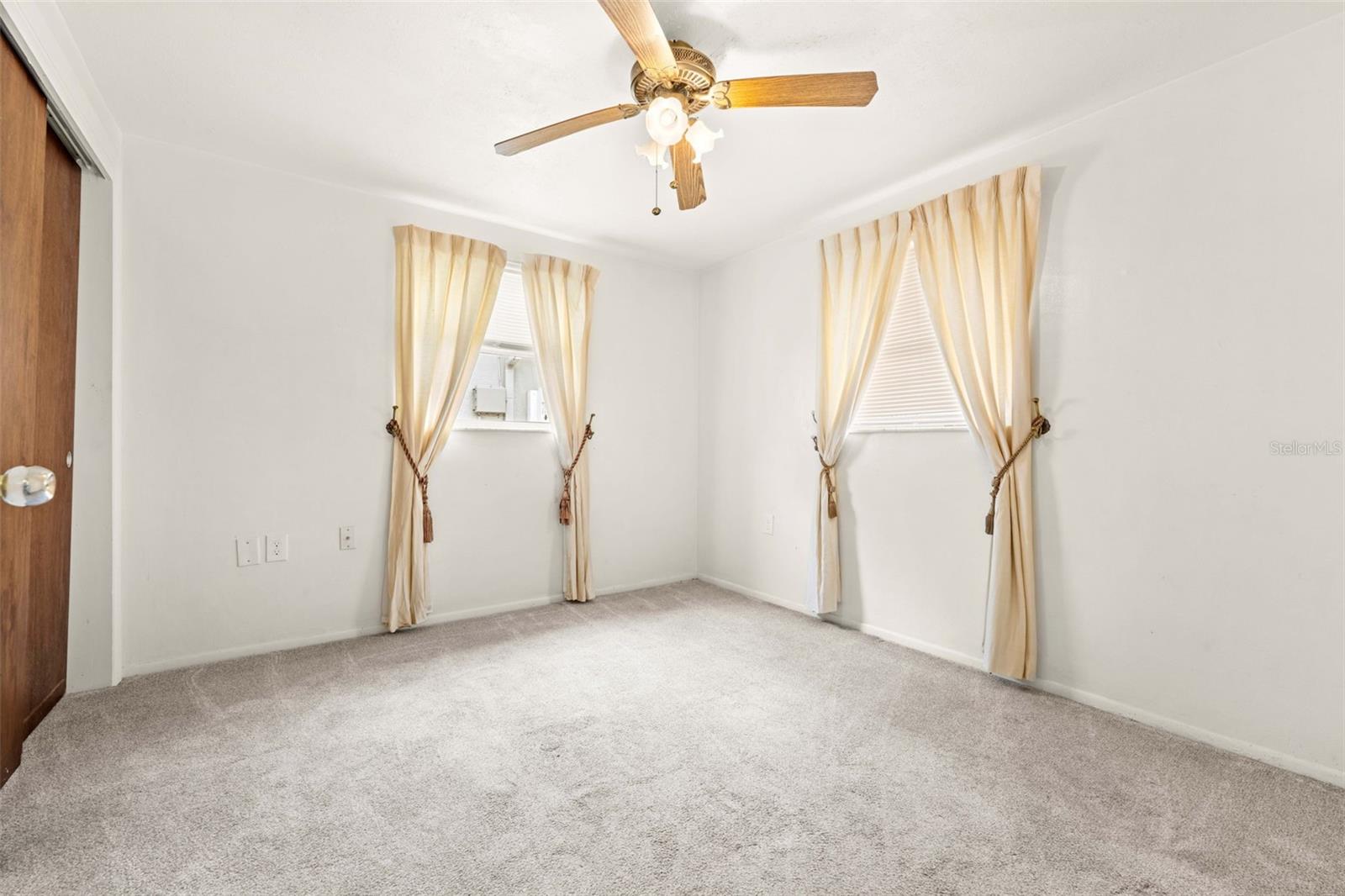 3636 HENDRIX ST — photo 33