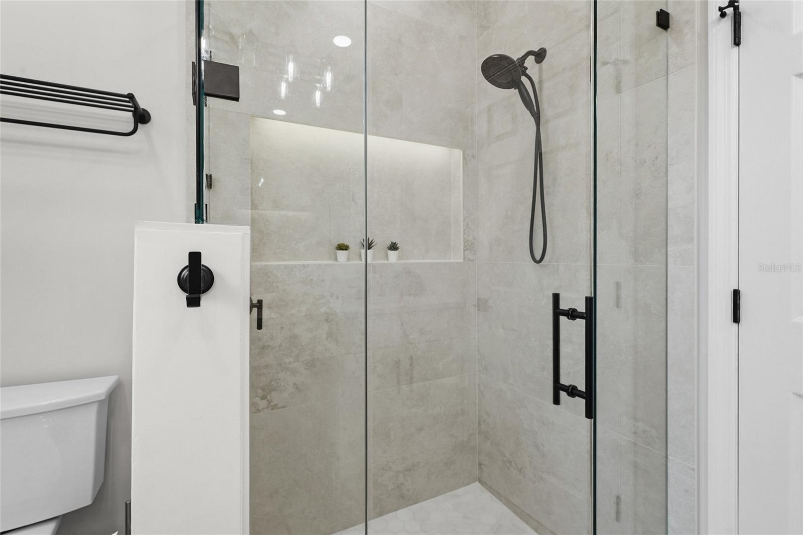 7400 EATON CT — photo 43