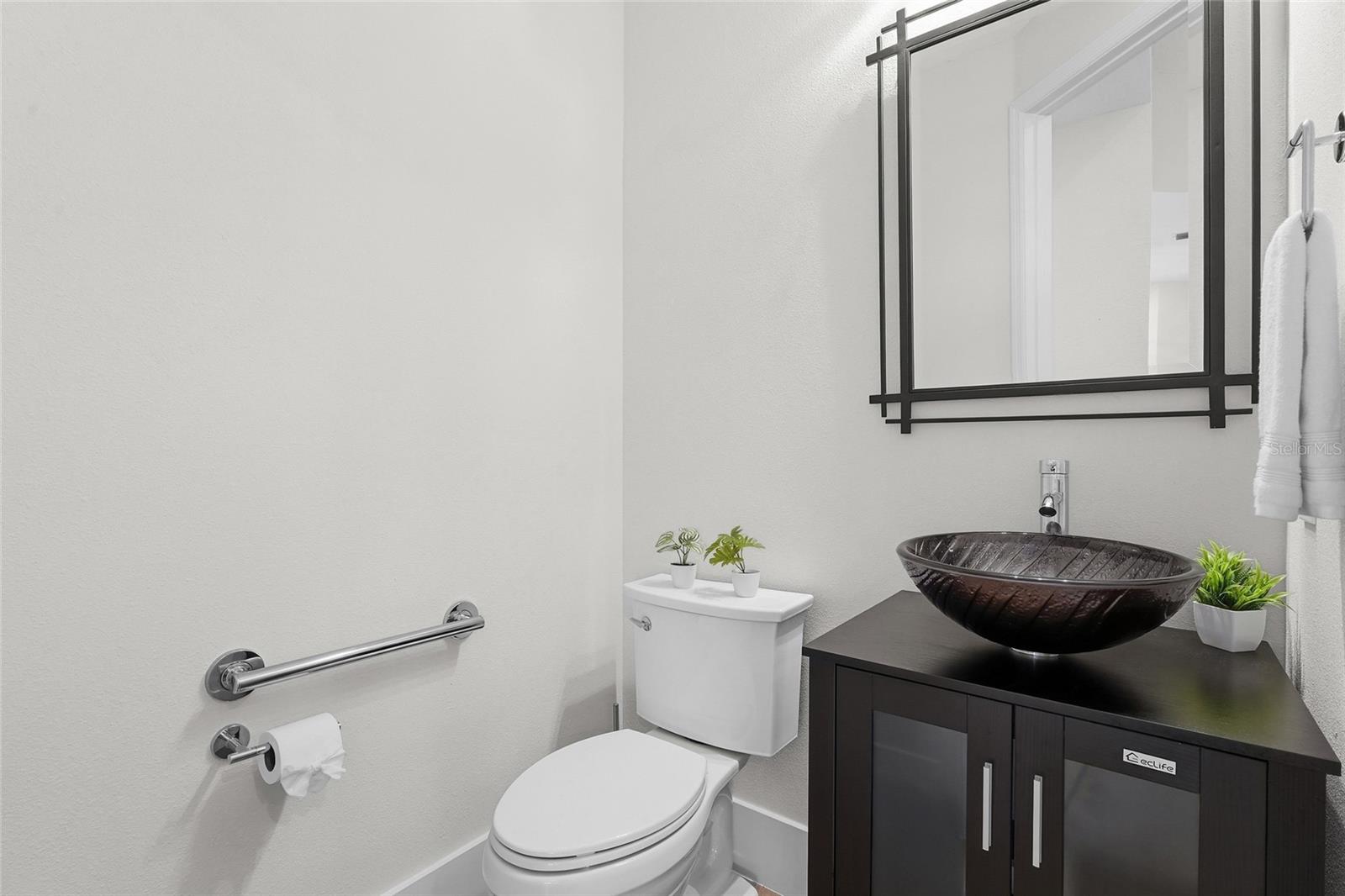 7400 EATON CT — photo 53